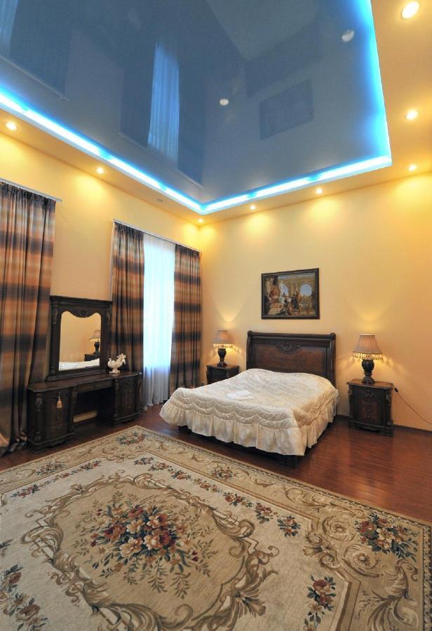 Hotel Reno On Deribasovskaya Odessa Extérieur photo